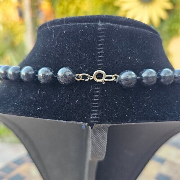 Vintage Mid-Century Black Faux Pearl Necklace - Picture 3 of 3